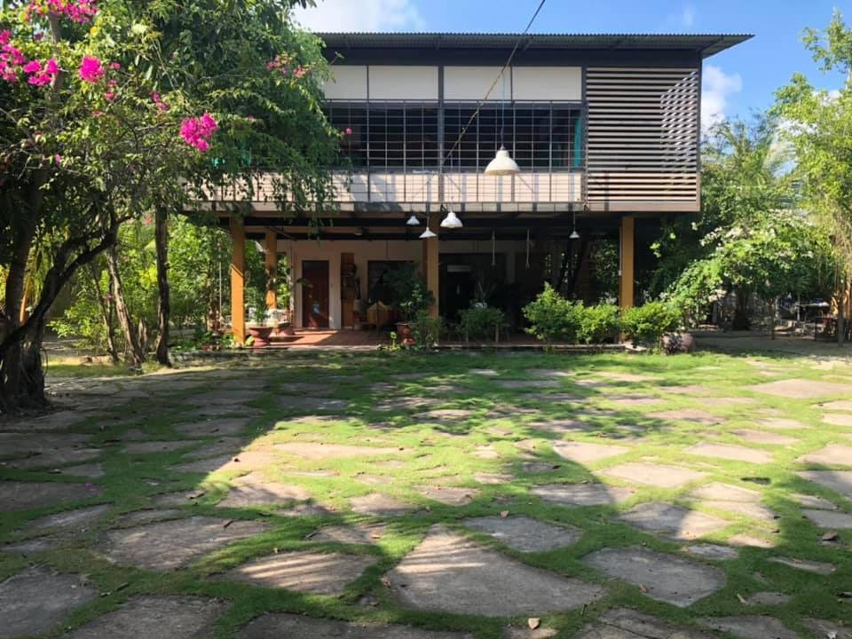 Lagi Farmstay Экстерьер фото